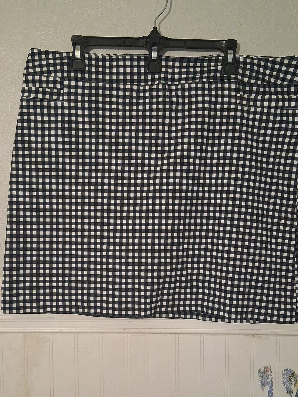 Classic Black & White Gingham Pencil Skirt